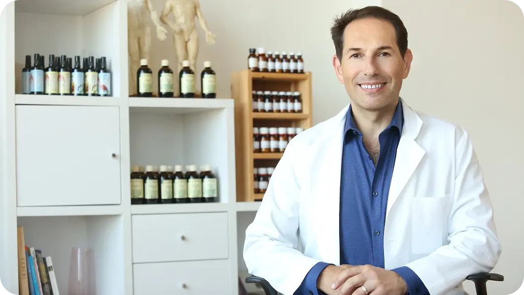 Dr. Ilya Skolnikoff, DC, DIBAK